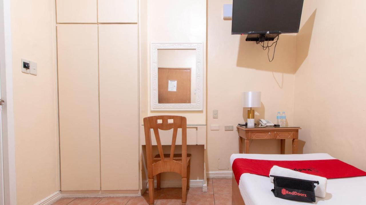 Reddoorz @ Downtown Tacloban Hotel Екстериор снимка